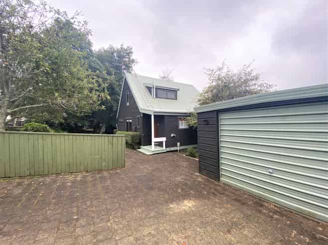1 Highlands Place, Highlands Park