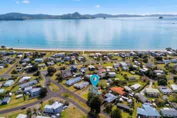 13 Charles Green, Cooks Beach