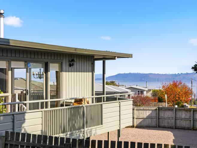 42 Ngamotu Road, Hilltop