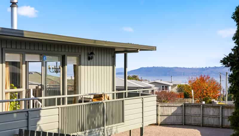 42 Ngamotu Road, Hilltop