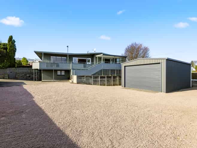 42 Ngamotu Road, Hilltop