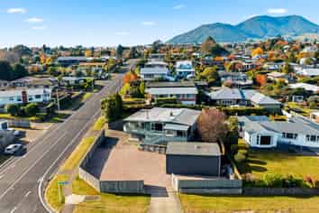 42 Ngamotu Road, Hilltop