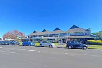 GROUND FLOOR RETAIL/OFFICE IN MEDICAL PRECINCT
