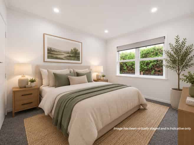 2/62 Great South Road, Papakura