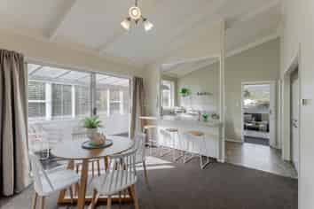 15 Arawhata Road, Paraparaumu