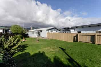 15 Arawhata Road, Paraparaumu