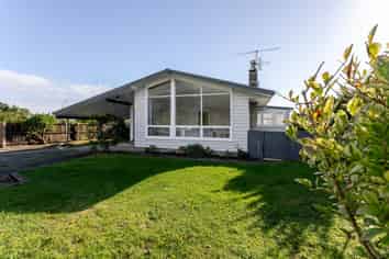 15 Arawhata Road, Paraparaumu