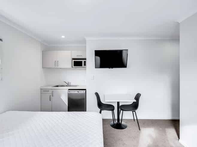 D/8/30 Hunter Street, Hamilton Lake