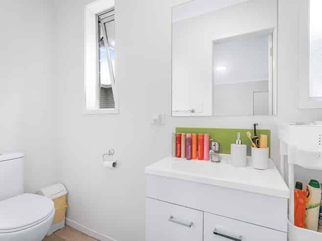 A/8/30 Hunter Street, Hamilton Lake