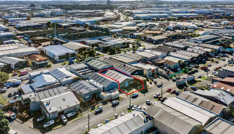 6 Pukemiro Street, Onehunga