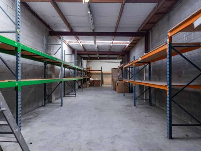 Character Showroom & Warehouse Opportunity