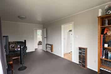 1B Cypress Crescent, Pukete