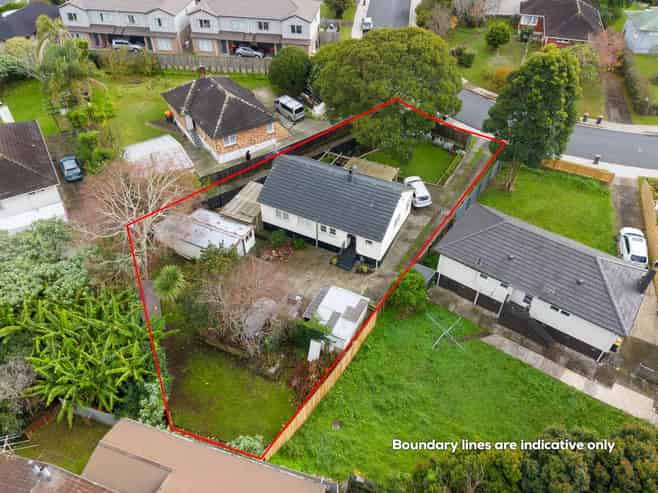 8 Tui Crescent, Manurewa