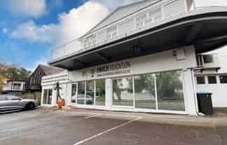 PROMINENT PORTLAND ROAD OFFICE / RETAIL
