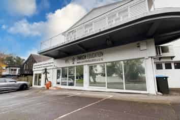 PROMINENT PORTLAND ROAD OFFICE / RETAIL

