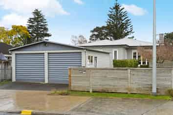 67 Dey Street, Hamilton East