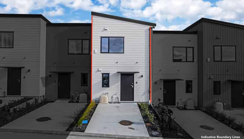 27 Awhi Lane, Massey