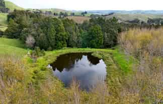 4062 Kaipara Coast Highway, Tauhoa
