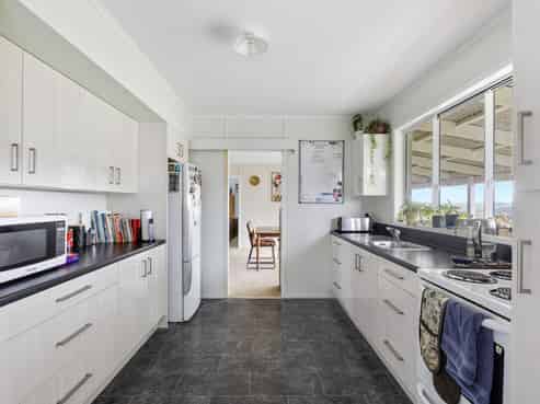 4062 Kaipara Coast Highway, Tauhoa