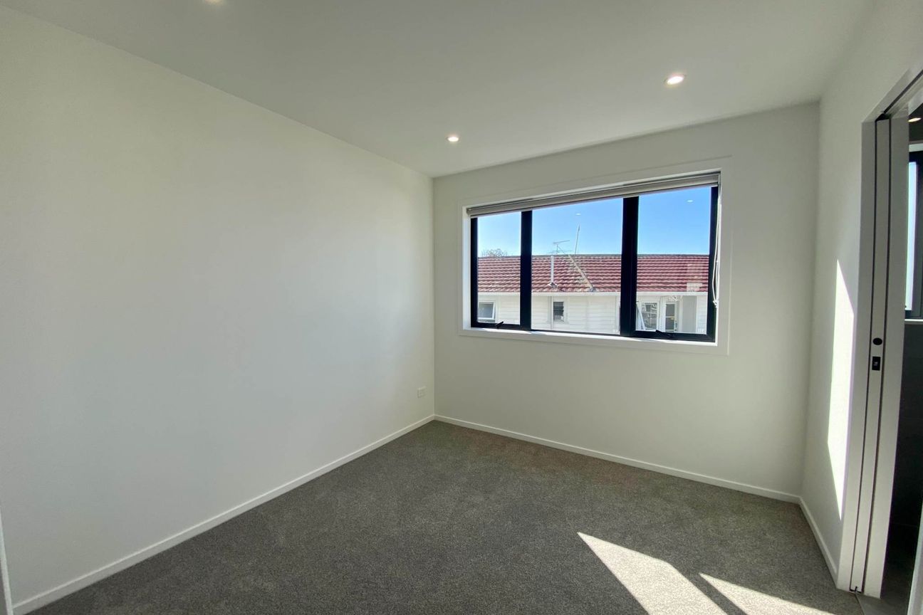 Brand new 3 bedroom townhouse - Westlake Zone - Bild 5