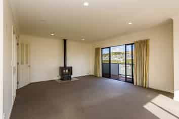 15 Nether Green Crescent , Johnsonville