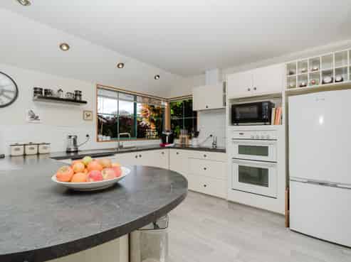 24 Huntaway Downs, Te Awamutu