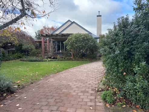 24 Huntaway Downs, Te Awamutu