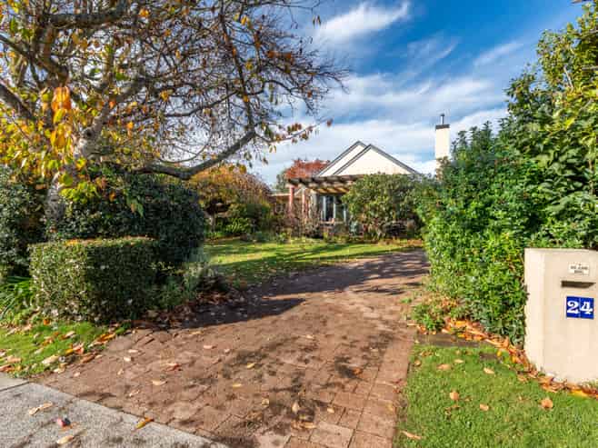 24 Huntaway Downs, Te Awamutu