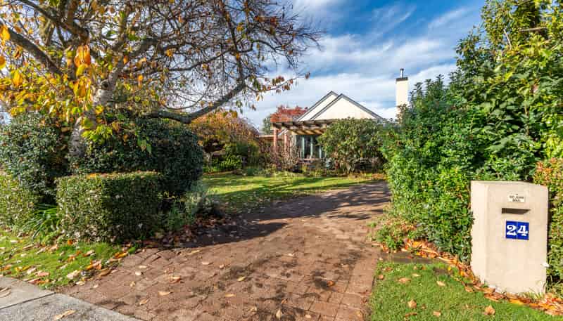 24 Huntaway Downs, Te Awamutu