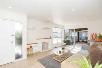 49 Rhonda Avenue, Deanwell