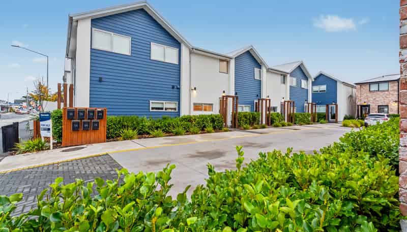 2/8 Riccarton Road, Riccarton
