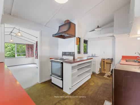 2 Birch Street, Hilltop