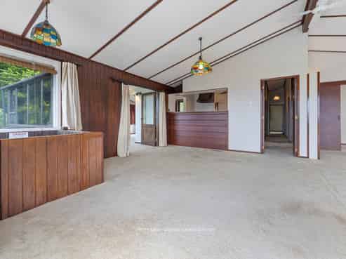 2 Birch Street, Hilltop