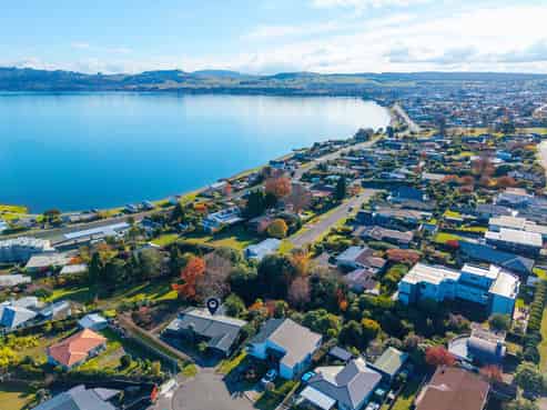 2 Birch Street, Hilltop