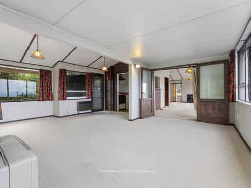 2 Birch Street, Hilltop