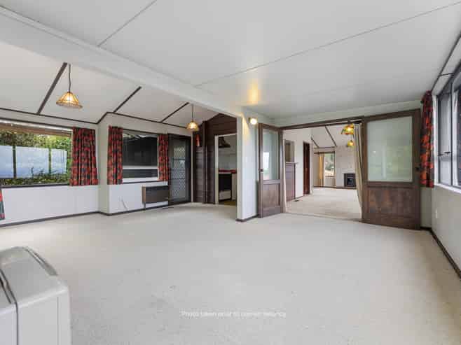 2 Birch Street, Hilltop
