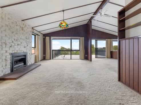 2 Birch Street, Hilltop