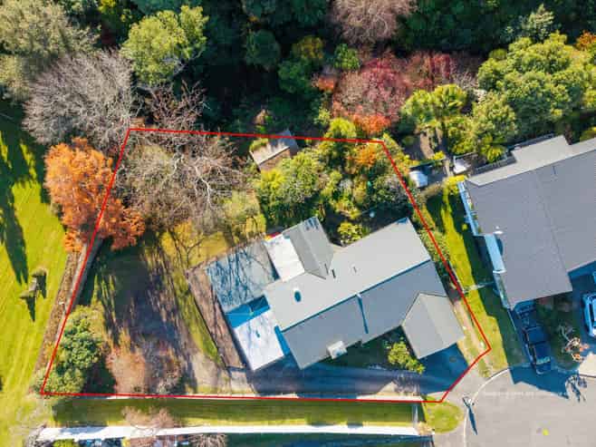 2 Birch Street, Hilltop