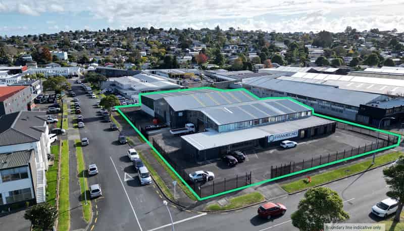  79-81 Felton Mathew Avenue, Saint Johns