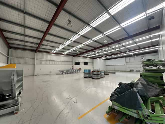 Secure Warehouse & Yard + Dual Access