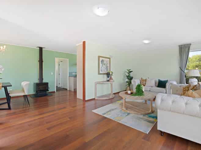 56 Mirrabooka Avenue, Botany Downs