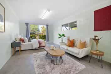 56 Mirrabooka Avenue, Botany Downs