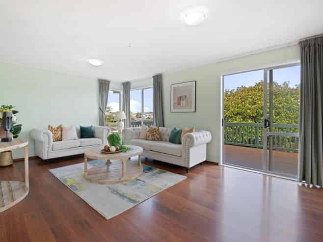 56 Mirrabooka Avenue, Botany Downs