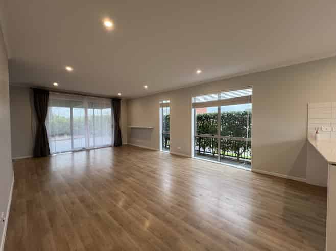 5 George McWhirter Avenue, West Harbour