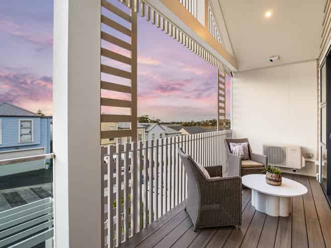 6a Sapling Way, Millwater