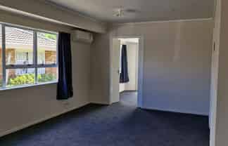 3 Linnet Place, Mangere East