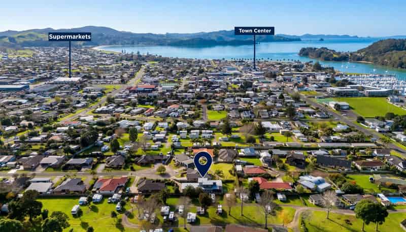 18 Cobham Lane, Whitianga