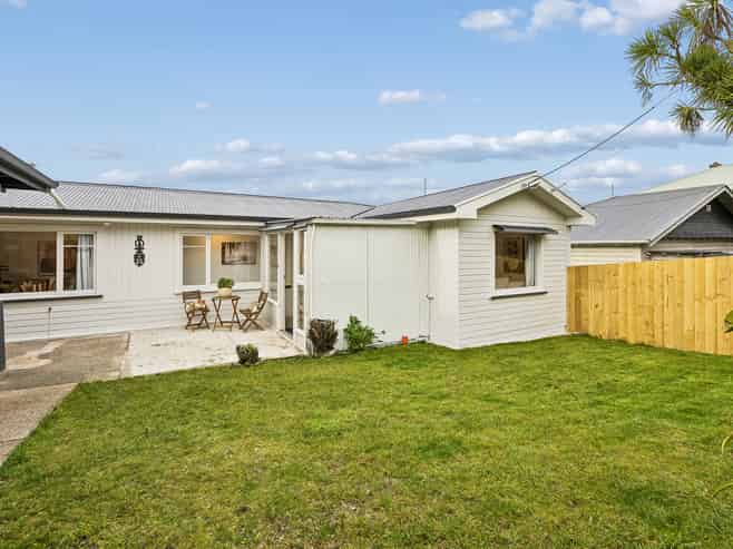 9 Peter Street, Caversham