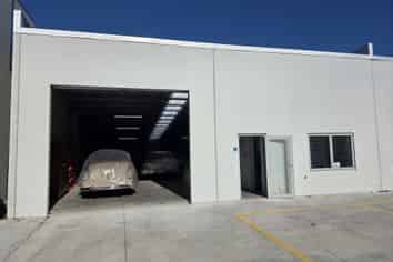 Modern Warehouse in Popular Burnside Complex