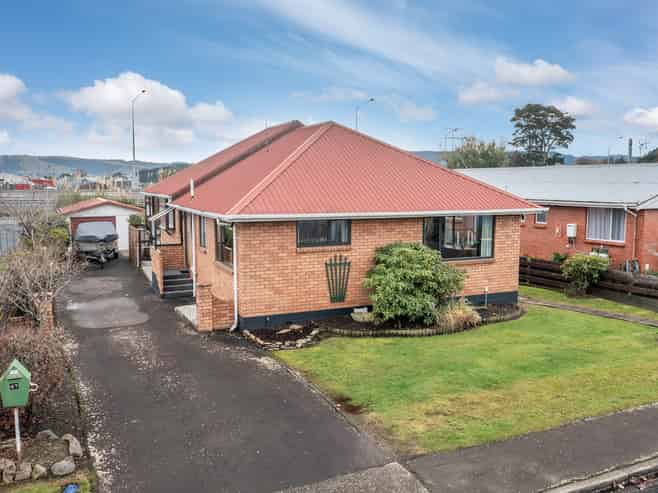 47 Kinmont Crescent, Mosgiel
